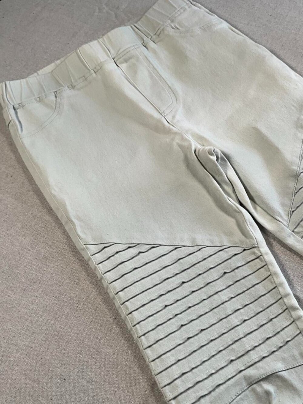 Womens Umgee USA Mint Green Ribbed Knee Ankle Zip Moto Pants (Small)